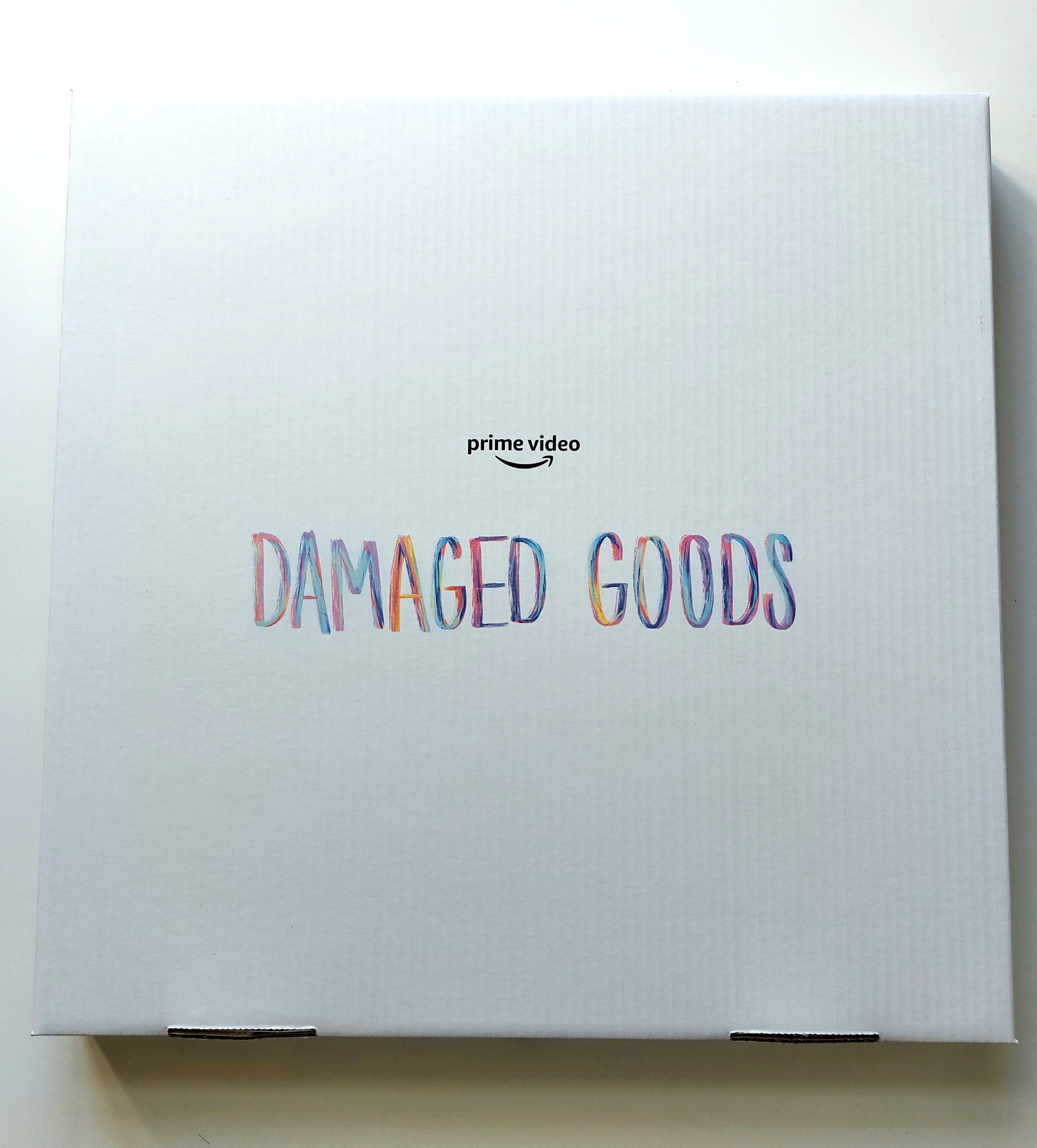 Closed personalised Damaged Goods transport box