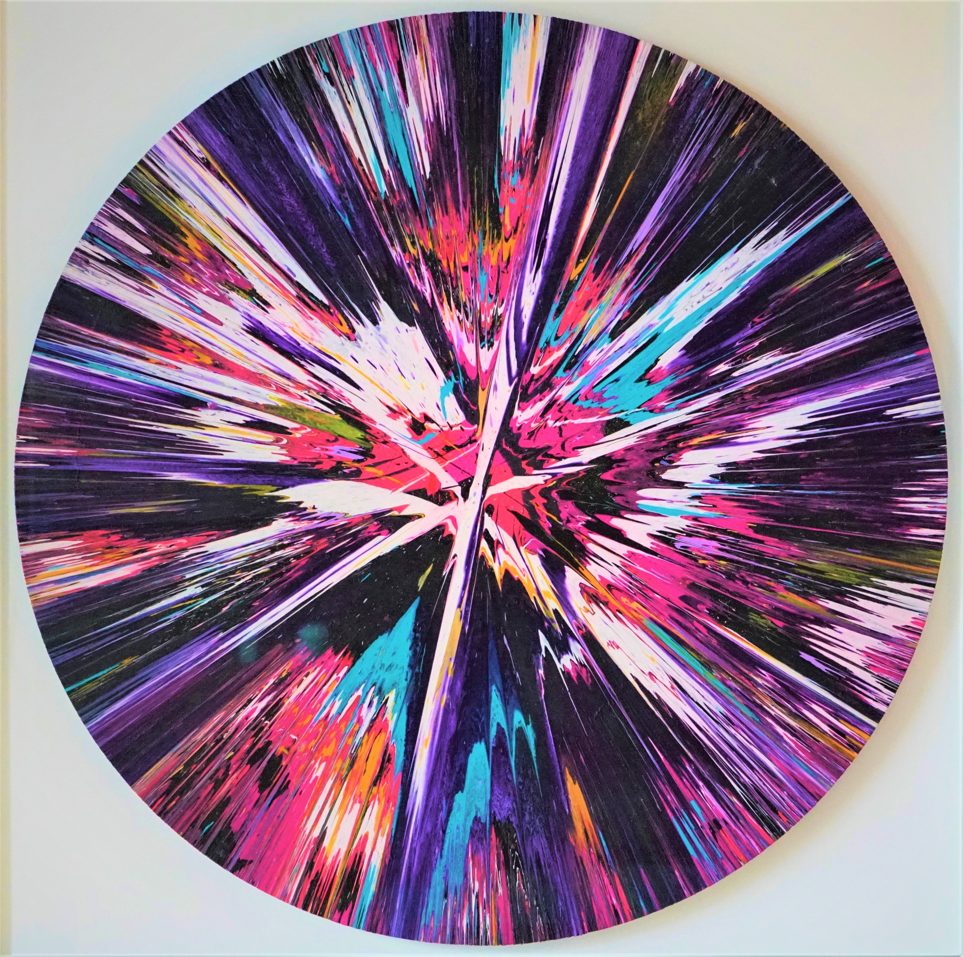 Round original in dark violet, pink and turquoise